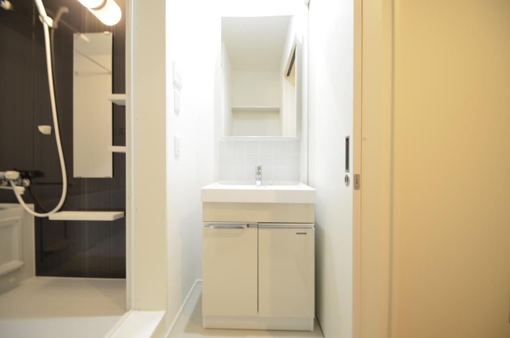 洗面設備　洗髪洗面化粧台