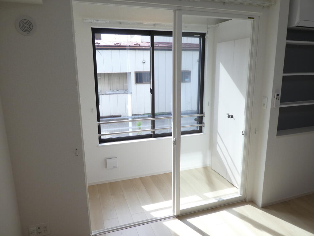 バルコニー　サンルーム