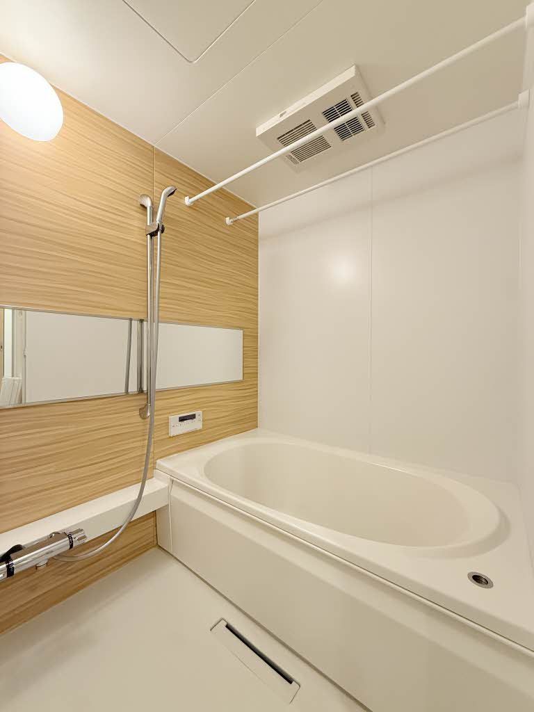 バス・シャワールーム　浴室