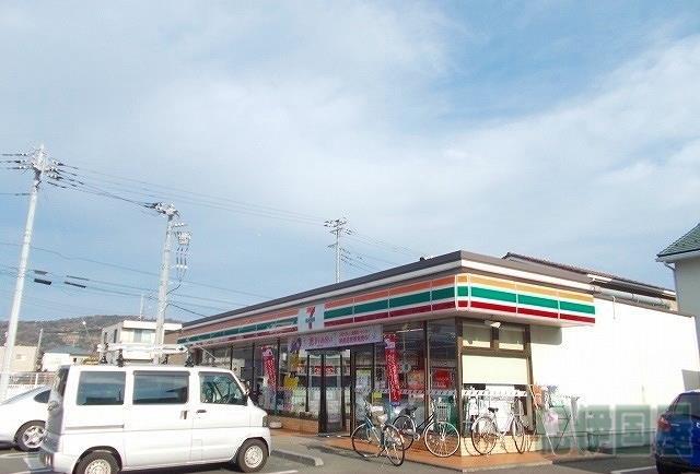 コンビニ　セブンイレブン小田原成田北店（コンビニ）まで293m