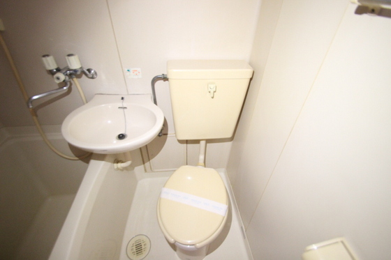 トイレ　※別部屋の写真です