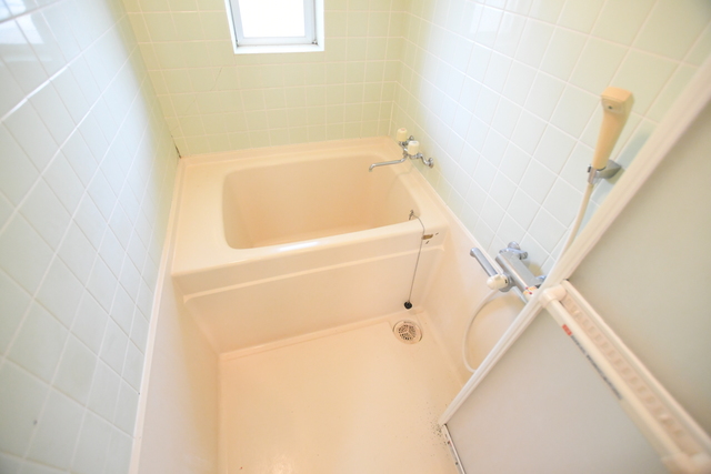 バス・シャワールーム　浴室