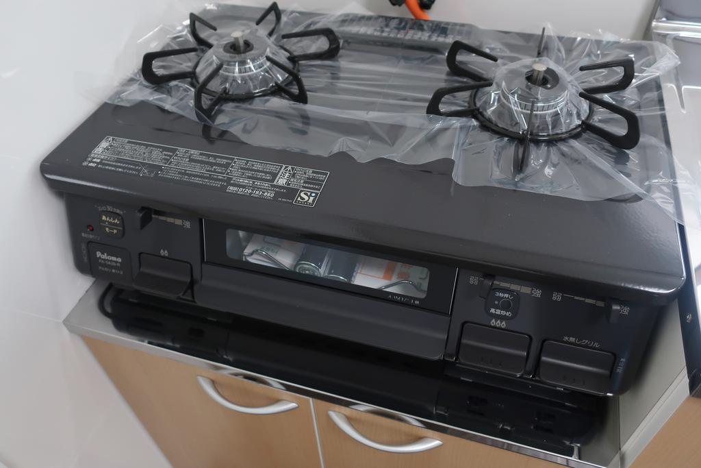 キッチン　ガスコンロ（2口＆グリル）完備