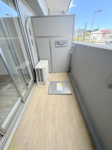 バルコニー　エスリード難波AGREA