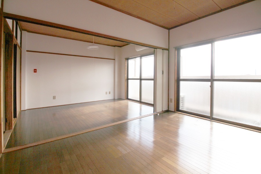 居室・リビング　リビング