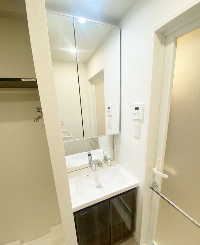 洗面設備　別部屋参考画像