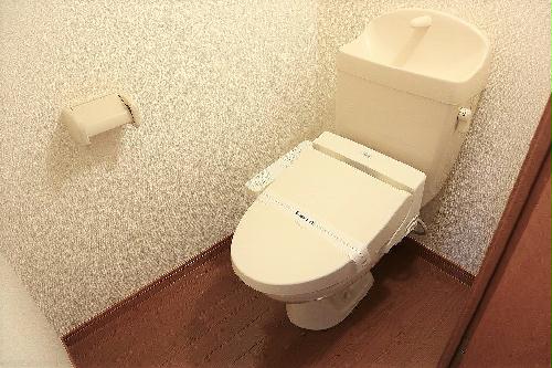 トイレ　お風呂と別々がうれしい