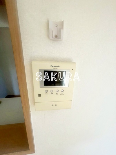 セキュリティ　安心のモニター付きインターホンです♪
