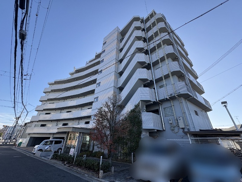 建物外観　安心の鉄筋マンション！