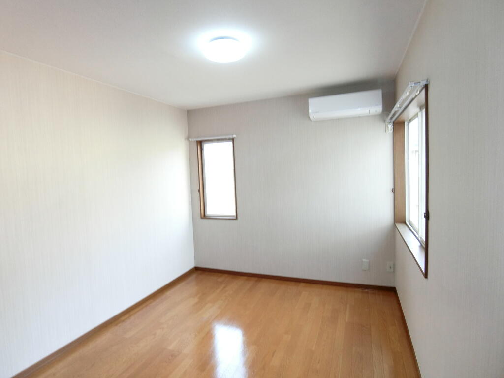 その他部屋・スペース　洋室も和室も角部屋♪