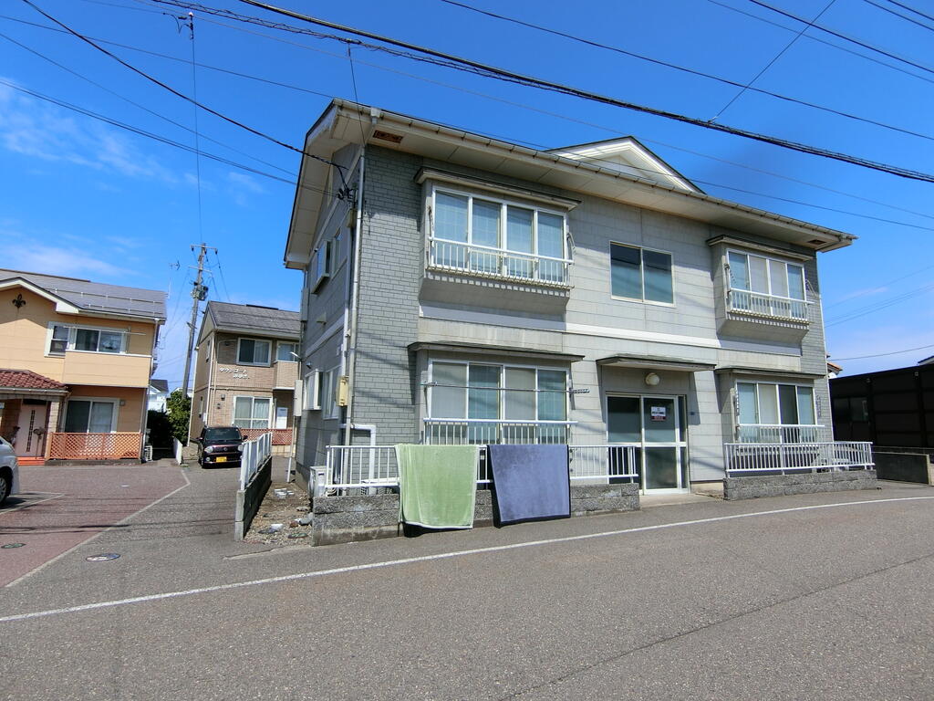 建物外観　人気の西本町♪