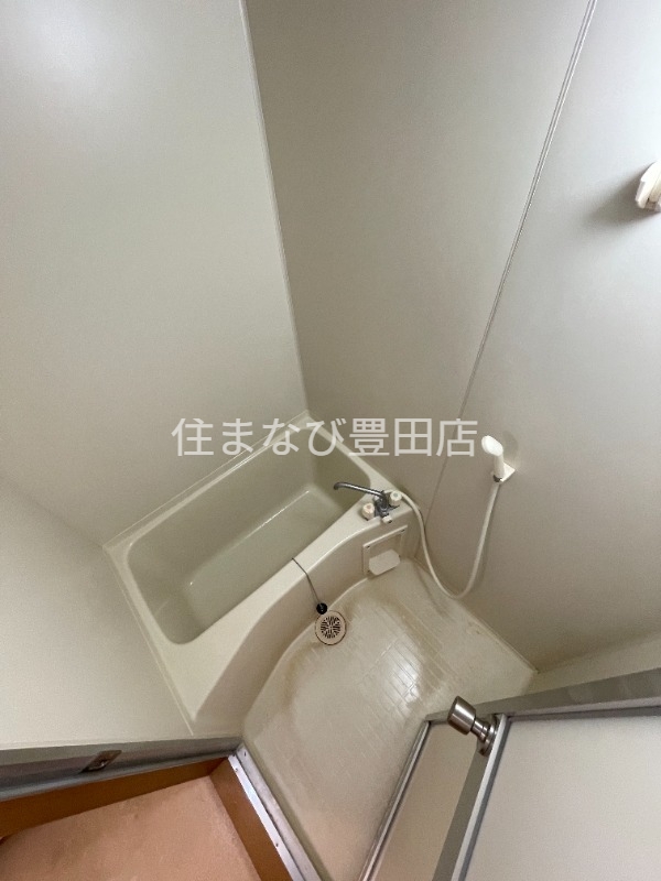 バス・シャワールーム　同型別部屋写真