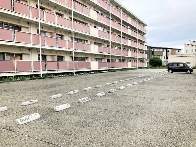 駐車場　駐車スペースもあります
