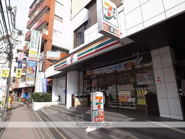 コンビニ　セブンイレブン（コンビニ）まで676m
