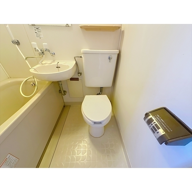 トイレ　清潔感のあるトイレです