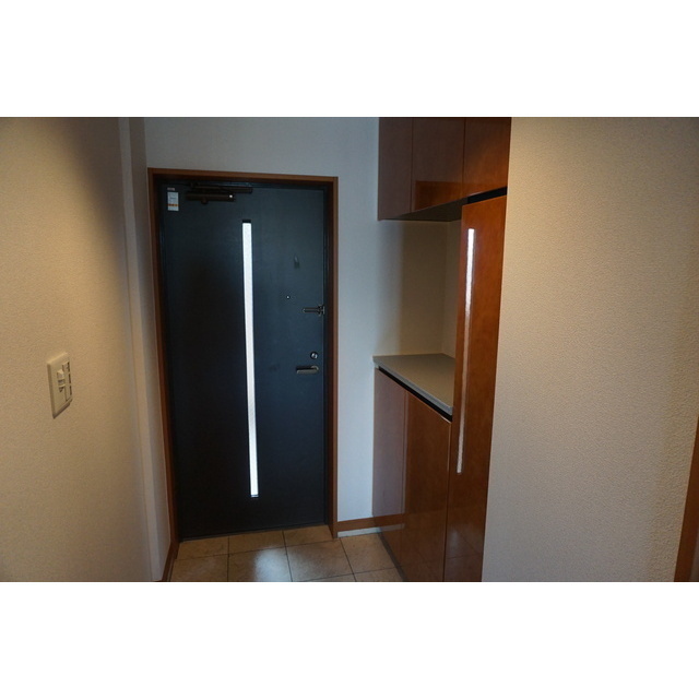 玄関　落ち着いた玄関です