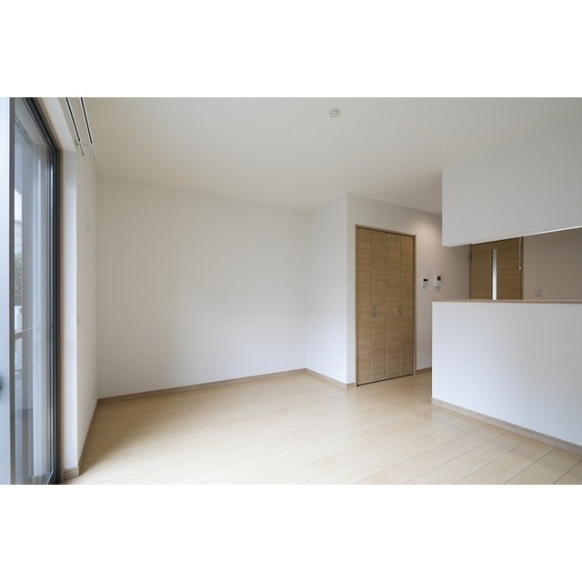 居室・リビング　日当たり良好