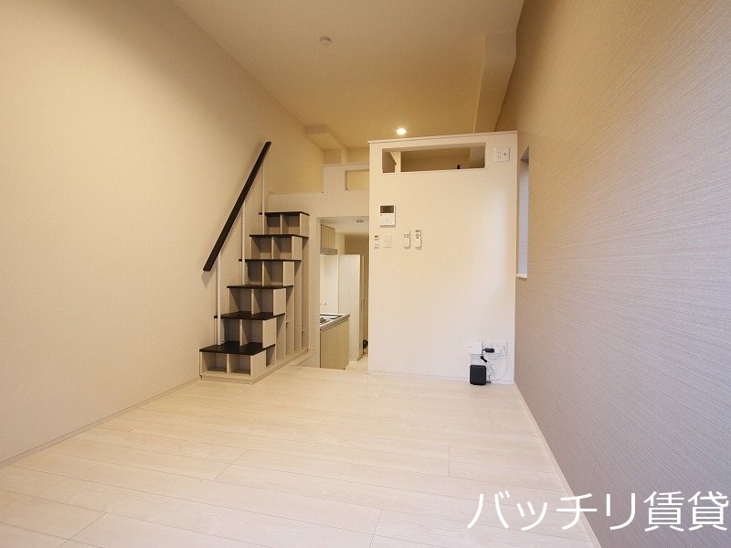 居室・リビング　同シリーズの別号室の画像。現況優先