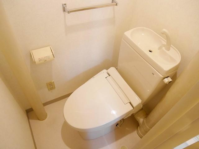 トイレ　トイレ