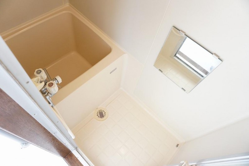 バス・シャワールーム　浴室