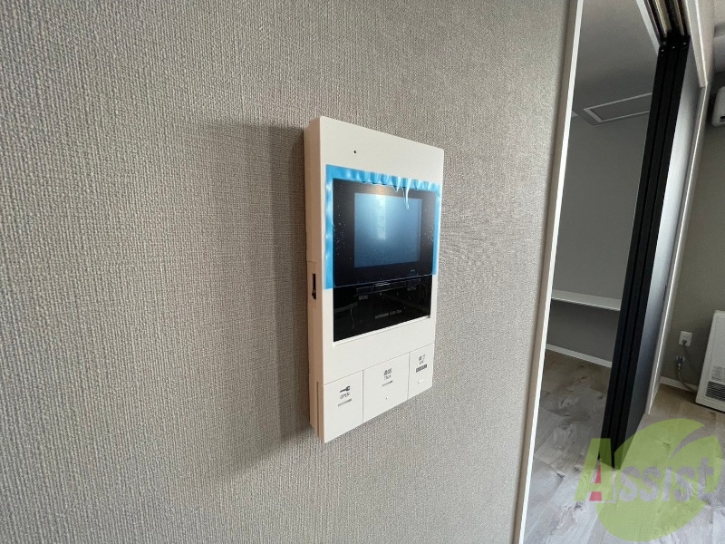 セキュリティ　ＴＶモニター付インターホンです。来客者の顔が見えるので安心！