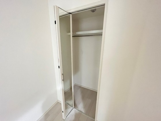 収納　※別部屋の写真です