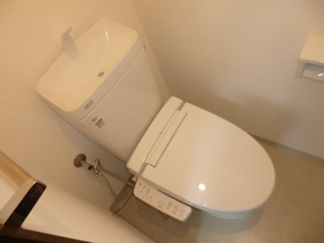 トイレ　ウォシュレット