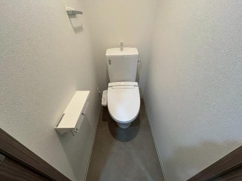 トイレ　シャワー付トイレ