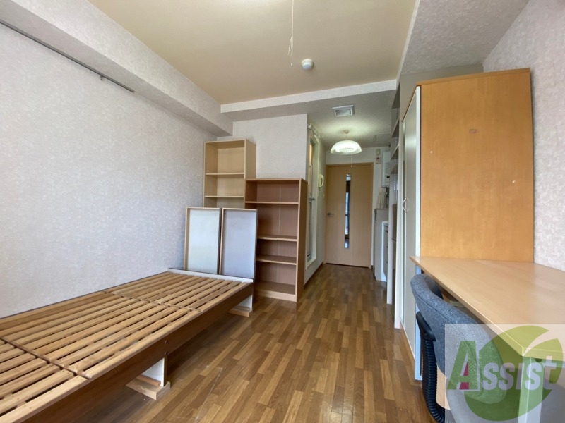 その他部屋・スペース　南向きの窓があり日中は電気を付けなくても明るいですよ