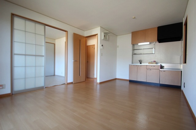 居室・リビング　別号室の写真