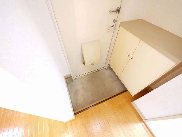 玄関　明るい玄関です