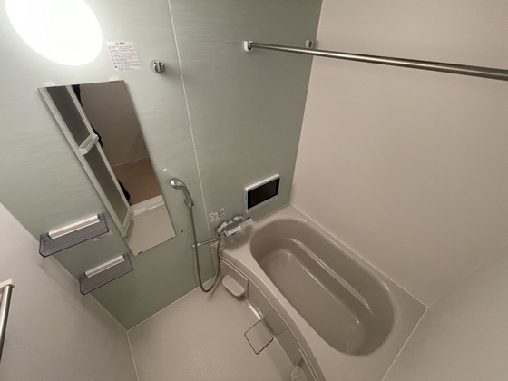 バス・シャワールーム　※別部屋の写真です