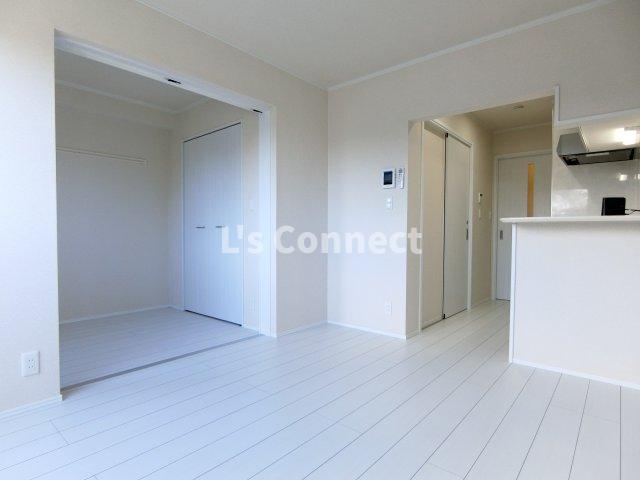 その他部屋・スペース　居室と寝室を分けて生活できる１ＬＤＫ。