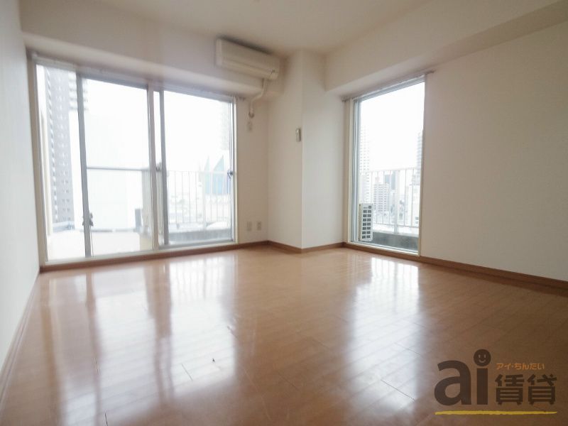 居室・リビング　※別号室写真です。