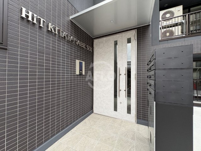 エントランス　HIT KITATANABE SIX　エントランス