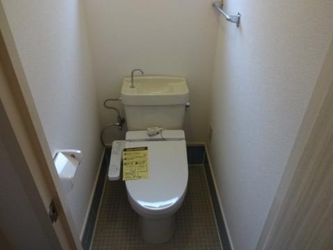 トイレ　シャワー付トイレ