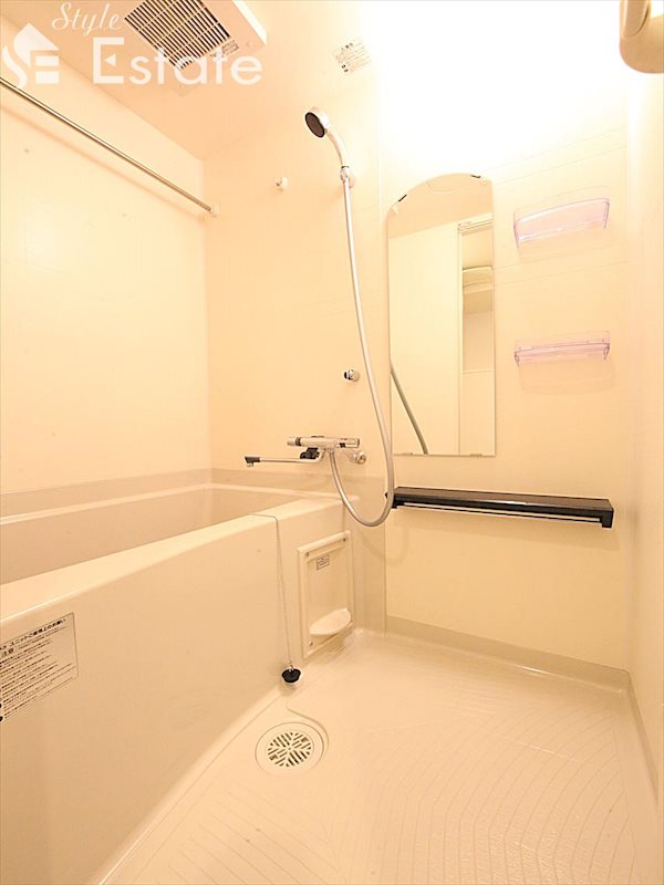 バス・シャワールーム　バスルーム