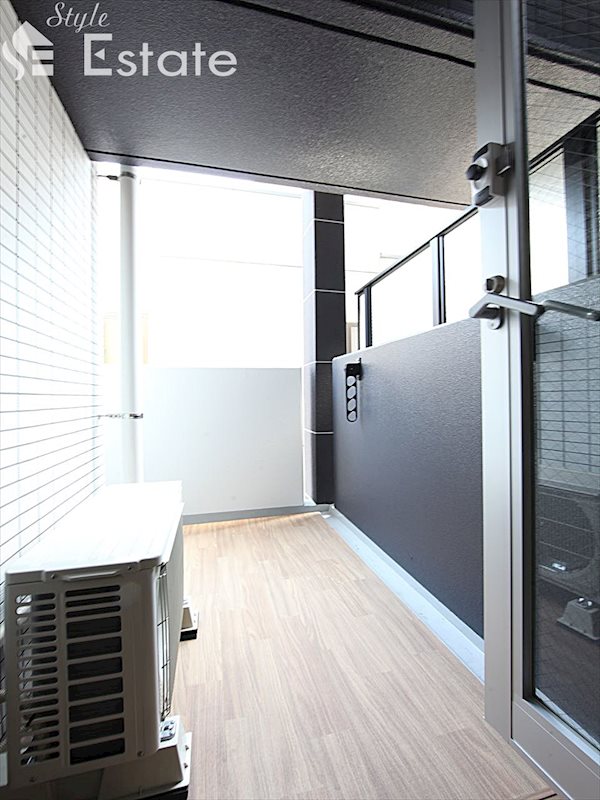 バルコニー　バルコニー