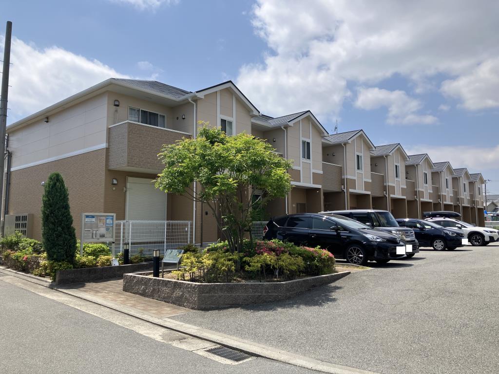 建物外観　ユニヴェール