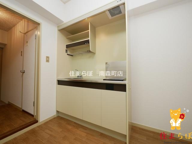 キッチン　「ただの部屋探しじゃない。“あなたの暮らし”探しです。」