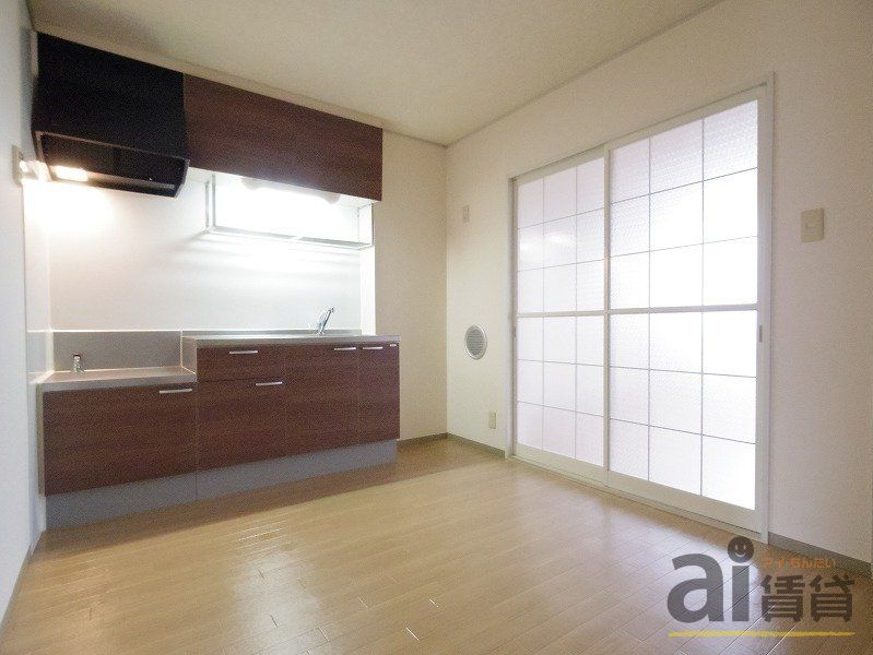 居室・リビング　※別号室写真です。