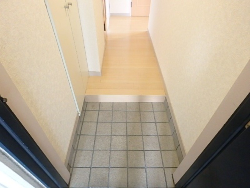 玄関　図面と現状に相違がある場合には現状を優先