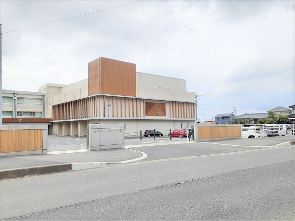 小学校　鏡山小学校（小学校）まで1900m