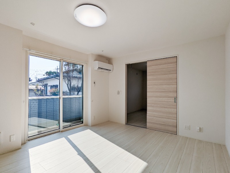 居室・リビング　図面と現状に相違がある場合には現状を優先