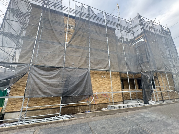 建物外観　建築中