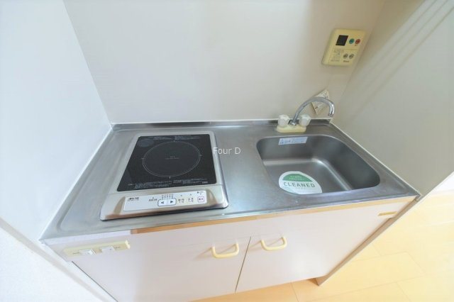 キッチン　《見学予約受付中》設備充実分譲賃貸マンション！