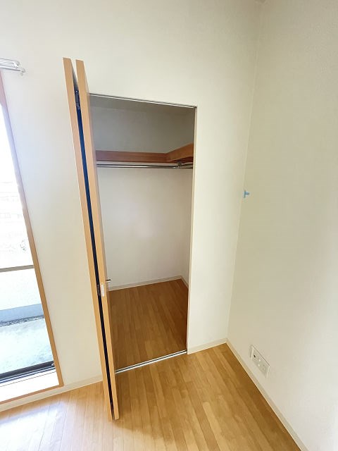 収納　大容量のウォークインクローゼット完備。