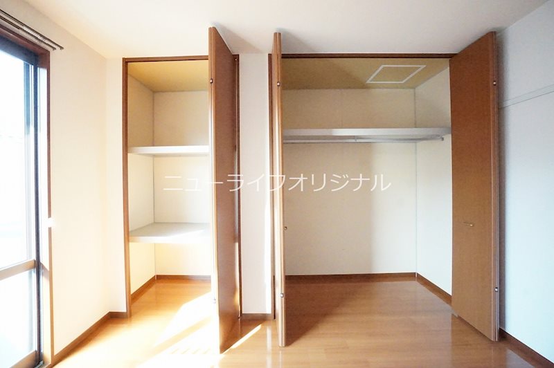 収納　南側洋室