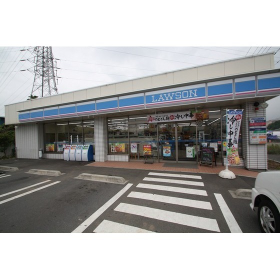 コンビニ　ローソン厚木温水店（コンビニ）まで619m