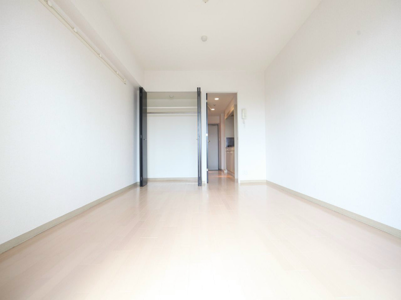 その他部屋・スペース　洋室8帖　クローゼット付（収納充実してます）